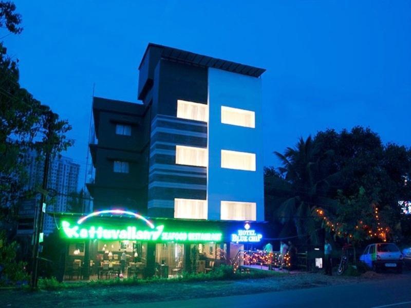 Hotel Blue Chip Kochi Esterno foto